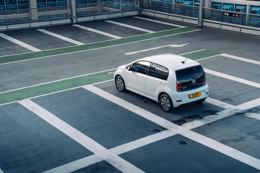  Volkswagen e-up! 2020 года  (UK) (фото 25 из 40)